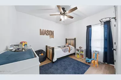 705 W 8th Street, Lynn Haven, FL 32444 - Photo 17