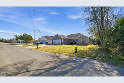 705 W 8th Street, Lynn Haven, FL 32444 - Photo 3