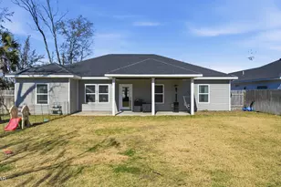 705 W 8th St, Lynn Haven, FL 32444 - Photo 33