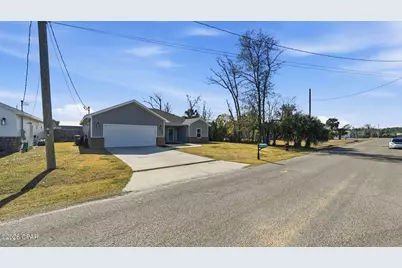 705 W 8th Street, Lynn Haven, FL 32444 - Photo 5