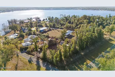 2525 Ellie Lane, Alford, FL 32420 - Photo 11