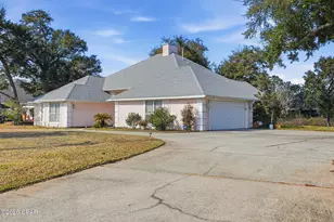 2400 Bayview Ave, Panama City, FL 32405 - Photo 3