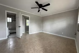 1209 E 10th St, Panama City, FL 32401 - Photo 3