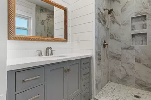 19909 Alta Vista Dr, Panama City Beach, FL 32413 - Photo 9