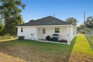 526 Camellia Ave, Panama City, FL 32404 - Photo 25