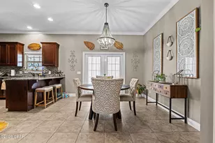 3775 Cedar Park Ln, Panama City, FL 32404 - Photo 9