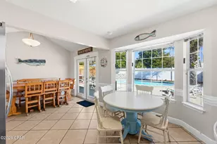 611 Granada Cir, Panama City Beach, FL 32413 - Photo 17