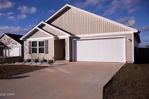 228 E Lockwood Way, Defuniak Springs, FL 32435 - Photo 1