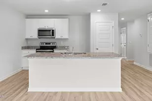 2072 Apollo Dr, Chipley, FL 32428 - Photo 7