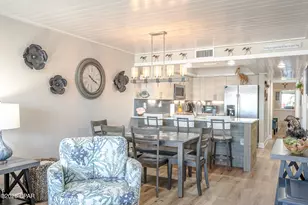 22519 Front Beach Rd, Panama City Beach, FL 32413 - Photo 9