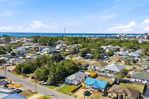 613 Dolphin Dr, Panama City Beach, FL 32413 - Photo 19