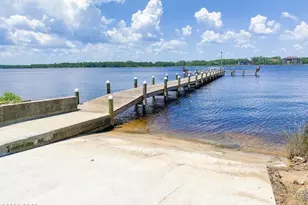 613 Dolphin Dr, Panama City Beach, FL 32413 - Photo 27