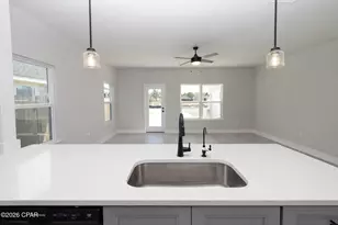 1209 Pitts Ave, Panama City, FL 32404 - Photo 9