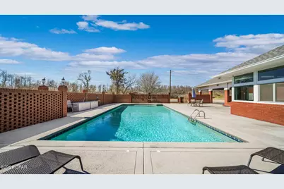 21748 N State Road 71, Altha, FL 32421 - Photo 3