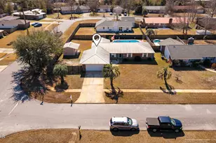 317 Moore Dr, Lynn Haven, FL 32444 - Photo 3