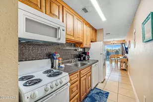 301 Lullwater Dr, Panama City Beach, FL 32413 - Photo 5