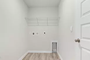 4098 Gulliver Dr, Chipley, FL 32428 - Photo 9