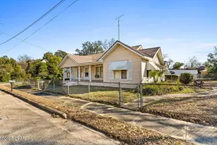 987 7th Ave, Graceville, FL 32440 - Photo 5