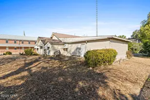 987 7th Ave, Graceville, FL 32440 - Photo 9