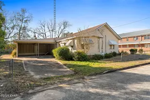 987 7th Ave, Graceville, FL 32440 - Photo 7