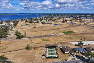 2913 Country Club Dr, Lynn Haven, FL 32444 - Photo 101