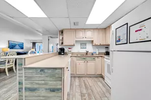 8727 Thomas Dr, Panama City, FL 32408 - Photo 7