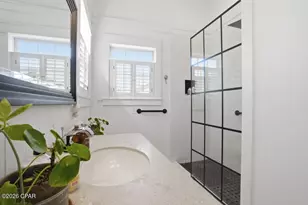 130 Coach Wagoner St, Apalachicola, FL 32320 - Photo 35