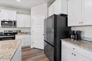 458 Vermilion Cir, Port Saint Joe, FL 32456 - Photo 11