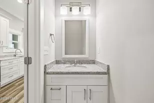 303 Park Point Cir, Port Saint Joe, FL 32456 - Photo 25