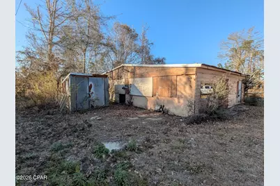 18035 Center Drive, Fountain, FL 32438 - Photo 7