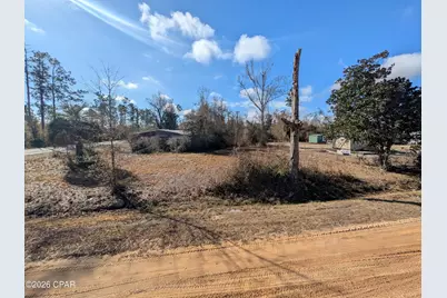 18035 Center Drive, Fountain, FL 32438 - Photo 5