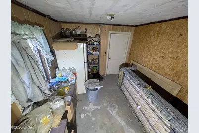 18035 Center Drive, Fountain, FL 32438 - Photo 13