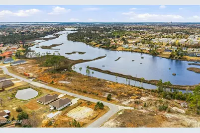 295 Hugh Thomas Drive, Panama City, FL 32404 - Photo 7