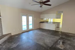 741 Cottonwood Ct, Panama City, FL 32404 - Photo 5