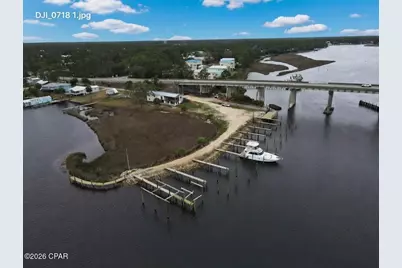 1506 W Highway 98 W, Carrabelle, FL 32322 - Photo 3