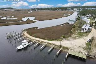 1506 W Hwy 98 W, Carrabelle, FL 32322 - Photo 1