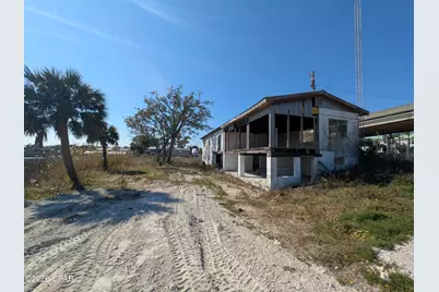 1506 W Highway 98 W, Carrabelle, FL 32322 - Photo 15