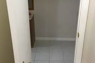 1025 W 19th 16C St, Panama City, FL 32405 - Photo 17