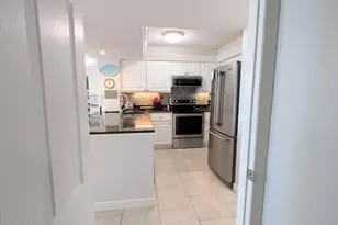 7205 Thomas Dr, Panama City Beach, FL 32408 - Photo 5