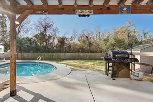 5204 Lee Dr, Panama City, FL 32404 - Photo 1