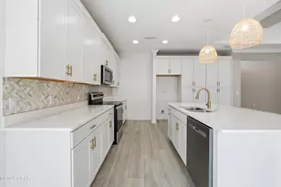 8424 Landshark Blvd, Panama City Beach, FL 32413 - Photo 11