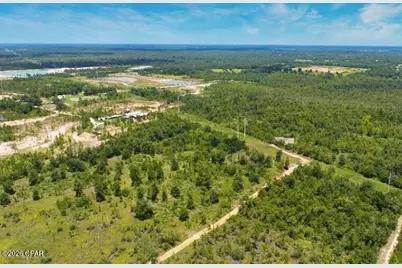 8450 Kiwi Lane, Youngstown, FL 32466 - Photo 3