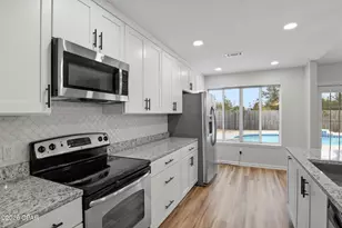 1604 E 13th Plaza, Lynn Haven, FL 32444 - Photo 11