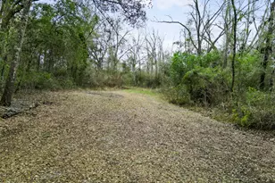 1413 Walker Rd, Graceville, FL 32440 - Photo 25