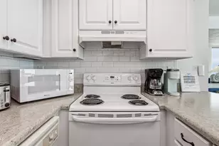 9850 S Thomas Dr, Panama City, FL 32408 - Photo 11