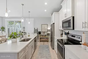 8437 Warner Pl, Panama City, FL 32408 - Photo 11