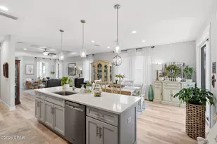 8437 Warner Pl, Panama City, FL 32408 - Photo 13