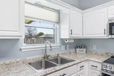 1010 Delaware Avenue, Lynn Haven, FL 32444 - Photo 9