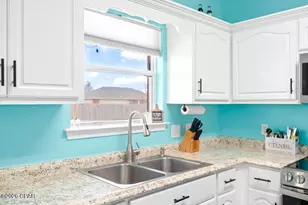 1010 Delaware Ave, Lynn Haven, FL 32444 - Photo 15