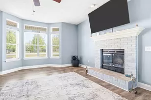 1010 Delaware Ave, Lynn Haven, FL 32444 - Photo 5